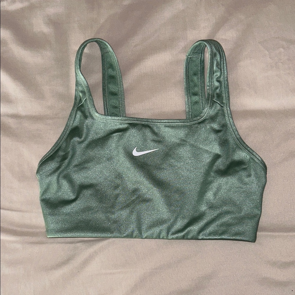Nike Women's Green Sports Bra Satin Finish Size Small